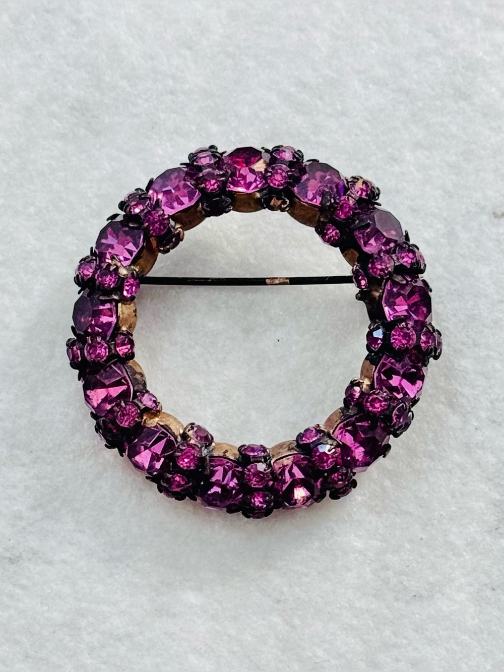 Vintage Signed Warner Crystal Wreath Brooch